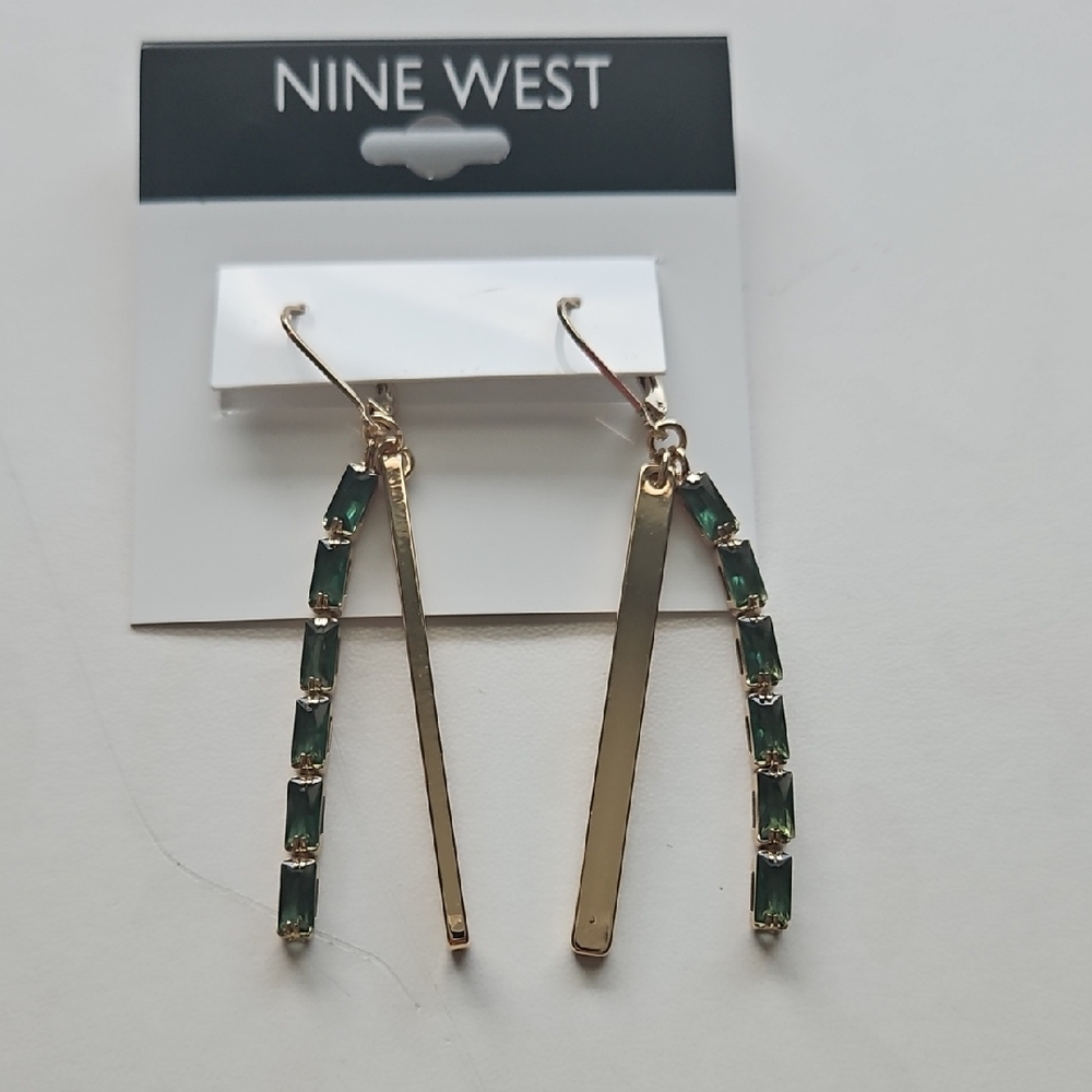 NWT Nine West Gold and Teal GREEN Dangle Earrings